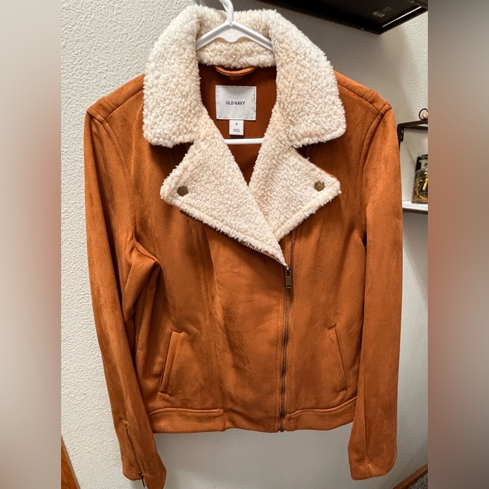 Old Navy Faux Suede Jacket with Sherpa Collar – Size Medium